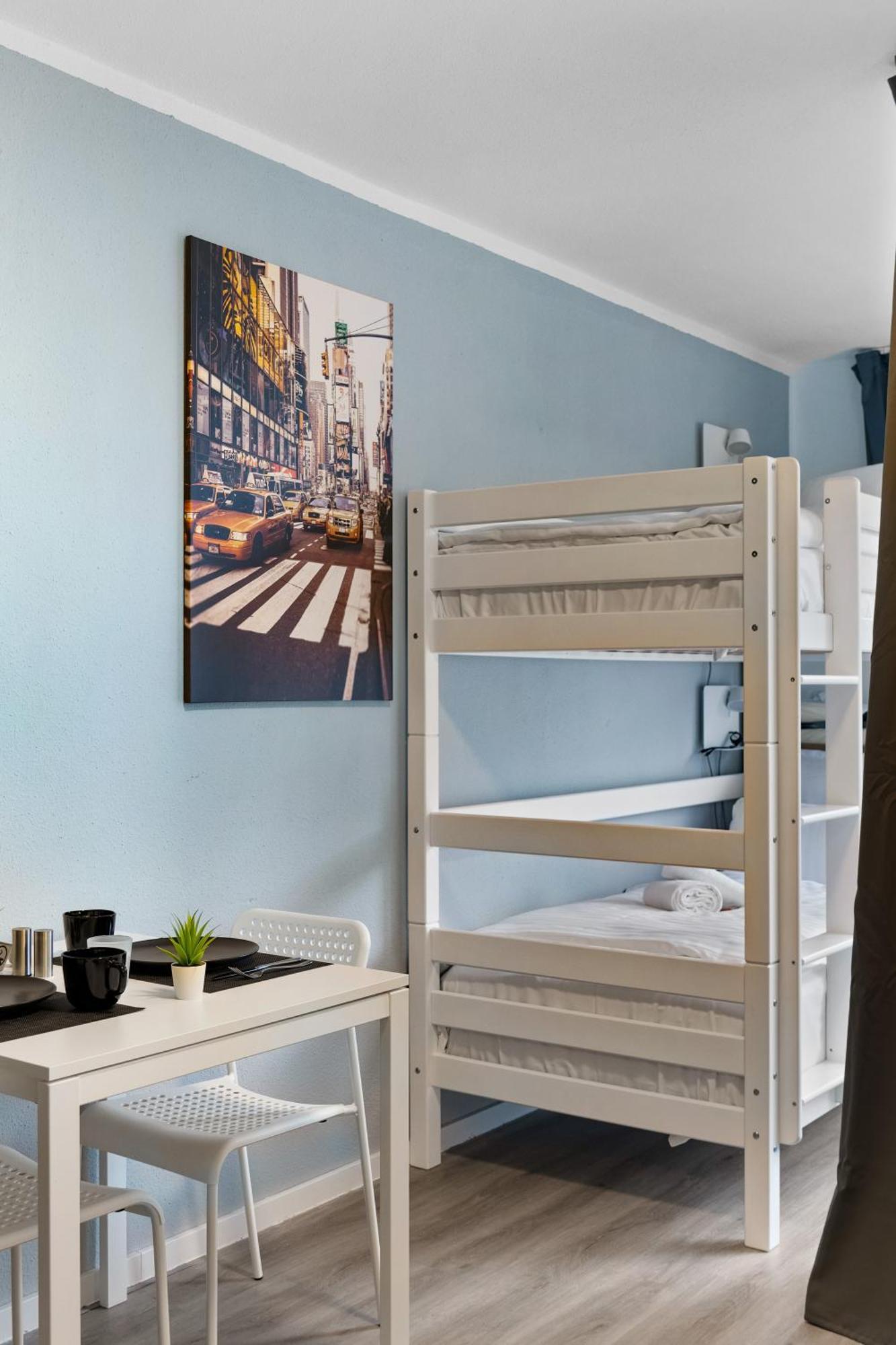 Messe, Monteure, Budget - Einfache Komfortable 2 Personen Wohnung Duisburg Eksteriør bilde