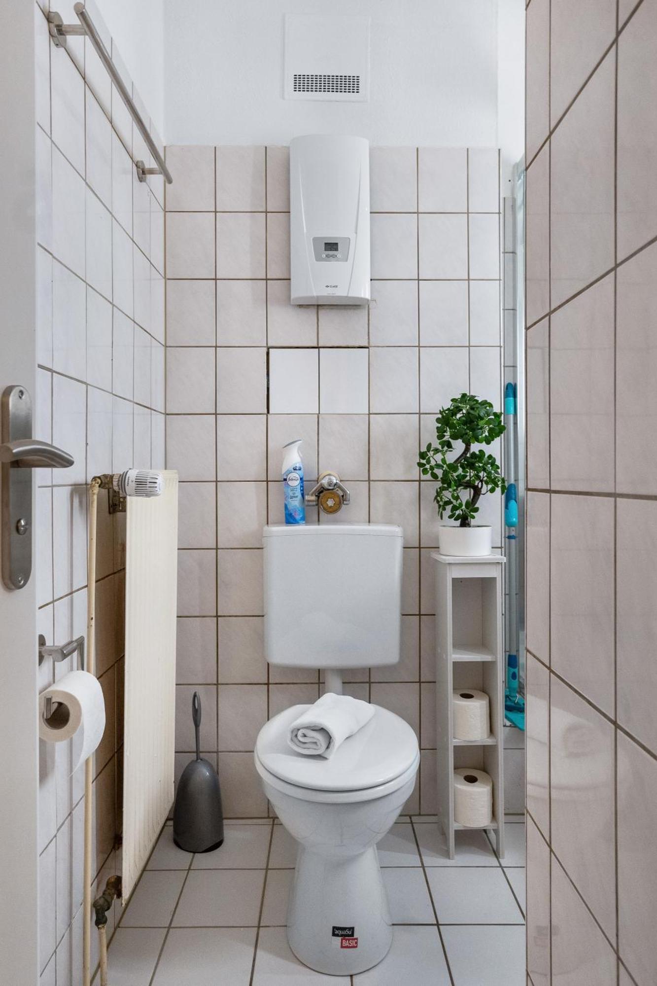 Messe, Monteure, Budget - Einfache Komfortable 2 Personen Wohnung Duisburg Eksteriør bilde